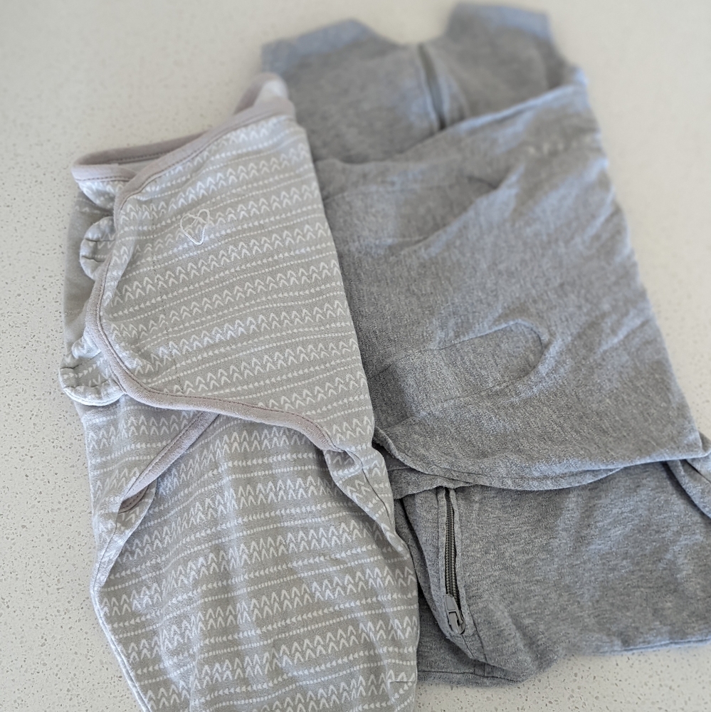Newborn velcro sleep swaddles (swaddle me & halo)